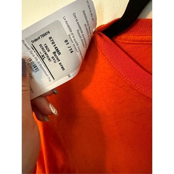 Syracuse University Woman’s Basketball T-shirt - Picture 5 of 5